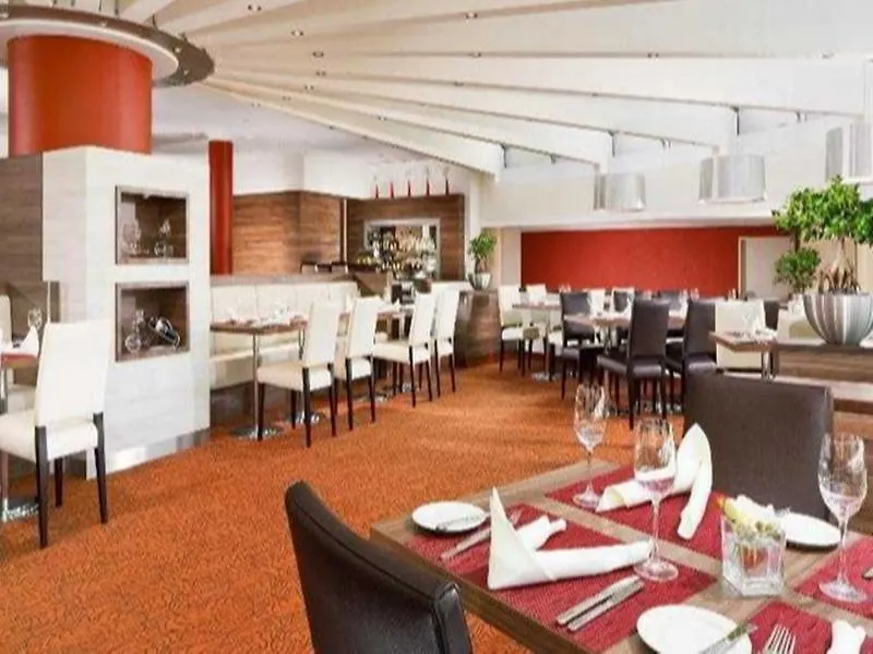 Sheraton Duesseldorf Airport Hotel 4*, Düsseldorf Tyskland